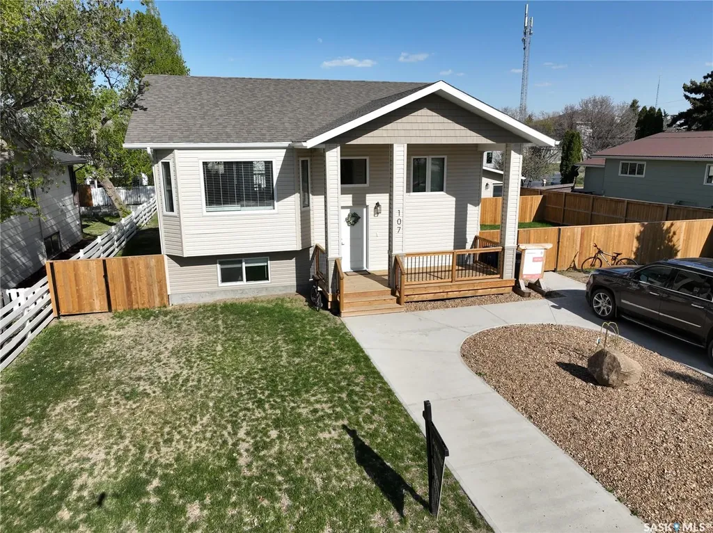 107 Valleyview Drive Caronport SK S0H 0S0