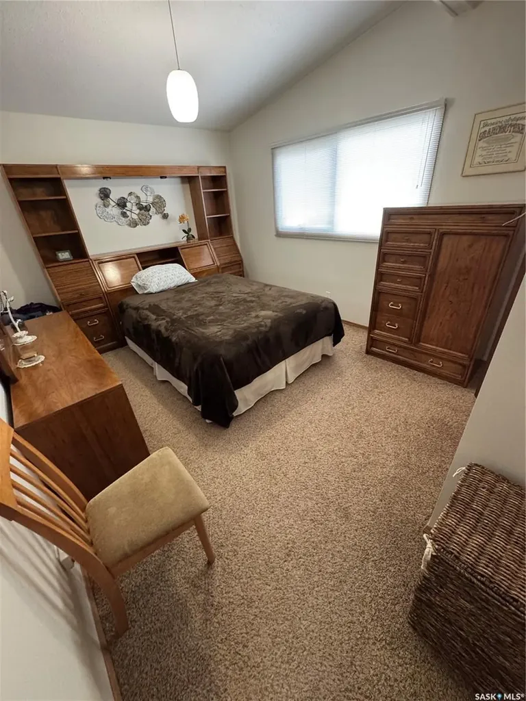 112 Assiniboia Avenue Assiniboia SK S0H 0B0