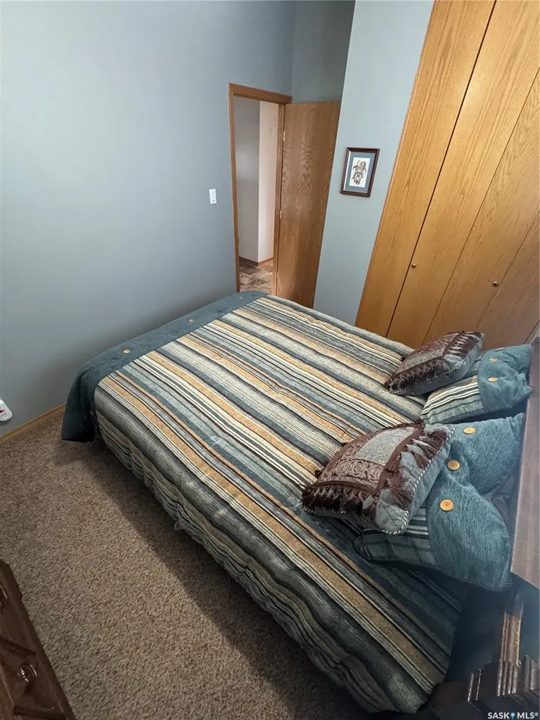 112 Assiniboia Avenue Assiniboia SK S0H 0B0