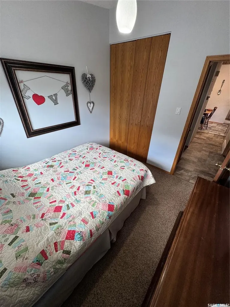 112 Assiniboia Avenue Assiniboia SK S0H 0B0