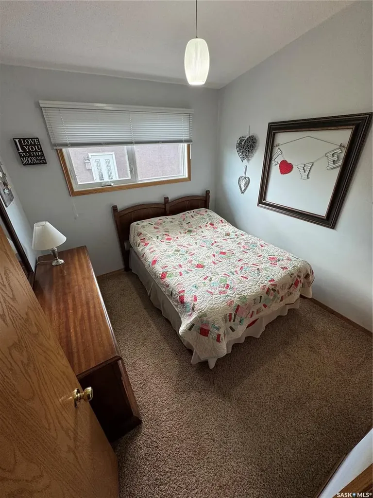 112 Assiniboia Avenue Assiniboia SK S0H 0B0