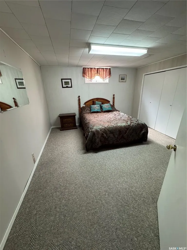 112 Assiniboia Avenue Assiniboia SK S0H 0B0