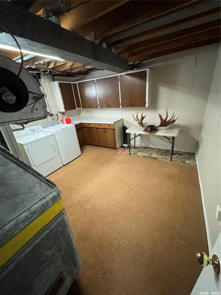 112 Assiniboia Avenue Assiniboia SK S0H 0B0