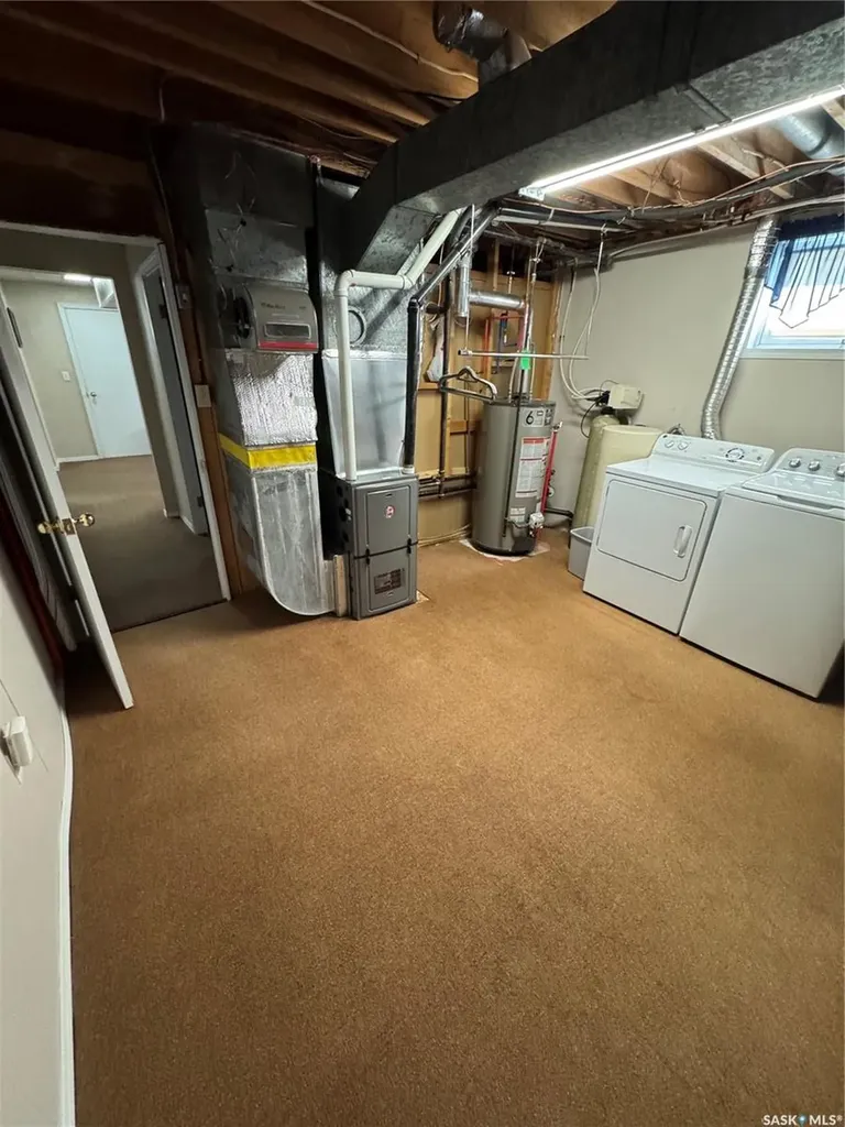 112 Assiniboia Avenue Assiniboia SK S0H 0B0