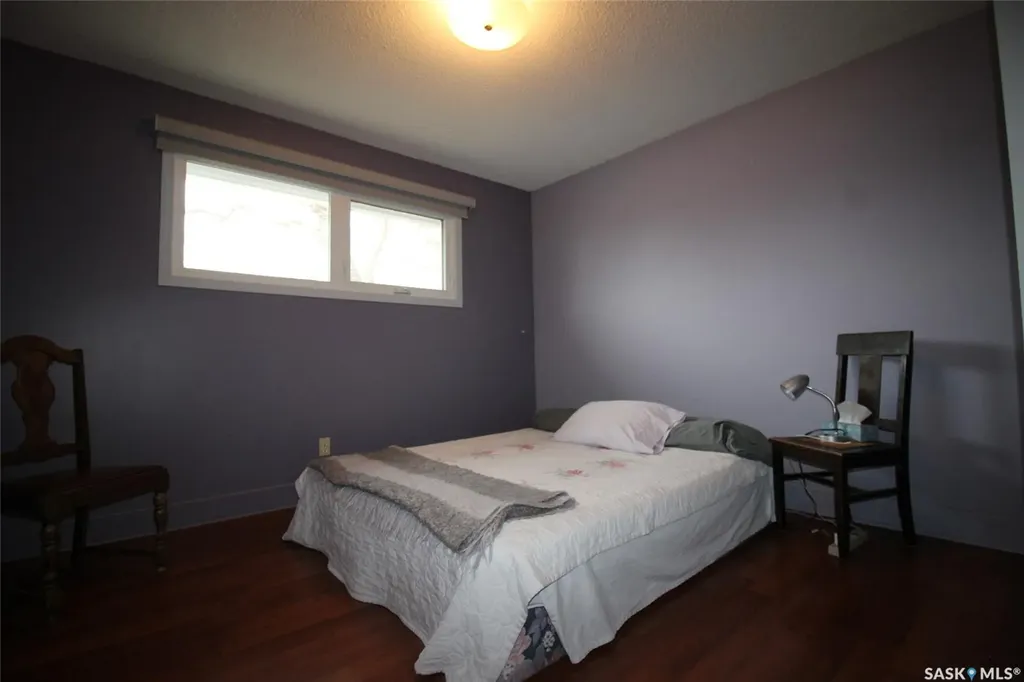 128 1st Street E Frontier SK S0N 0W0