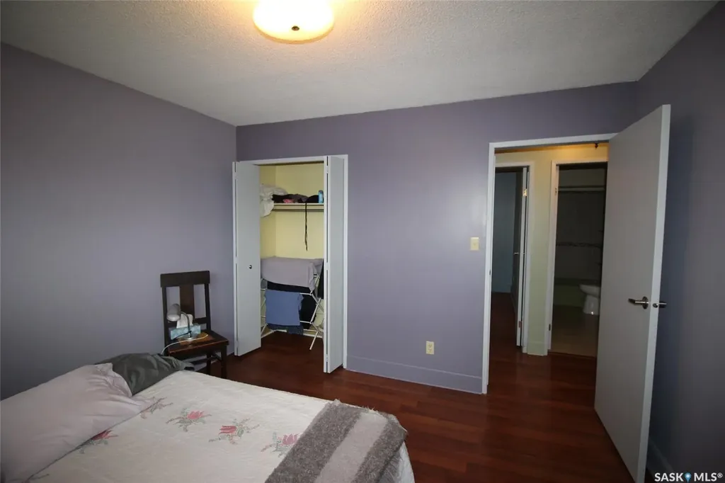 128 1st Street E Frontier SK S0N 0W0