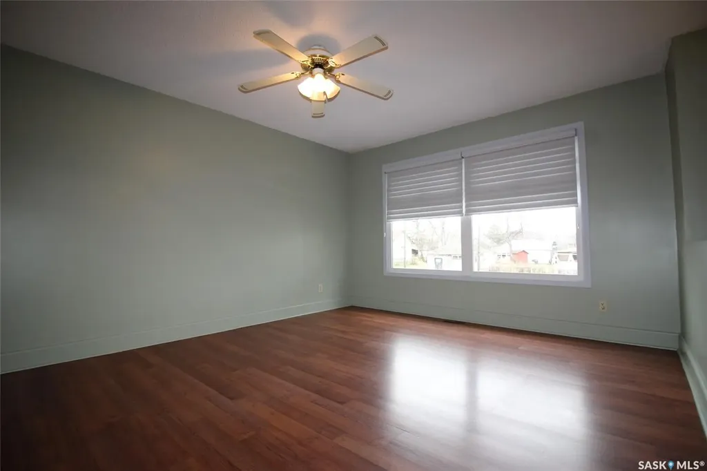 128 1st Street E Frontier SK S0N 0W0