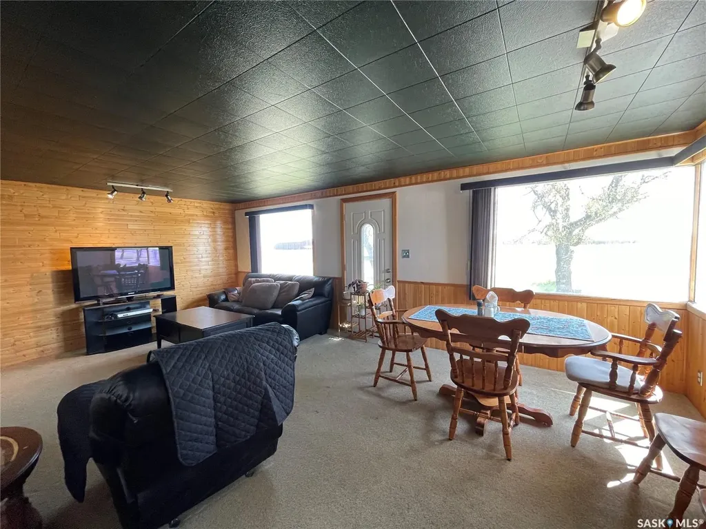 104 1st Avenue W Coleville SK S0L 0K0