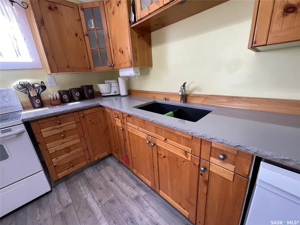 104 1st Avenue W Coleville SK S0L 0K0