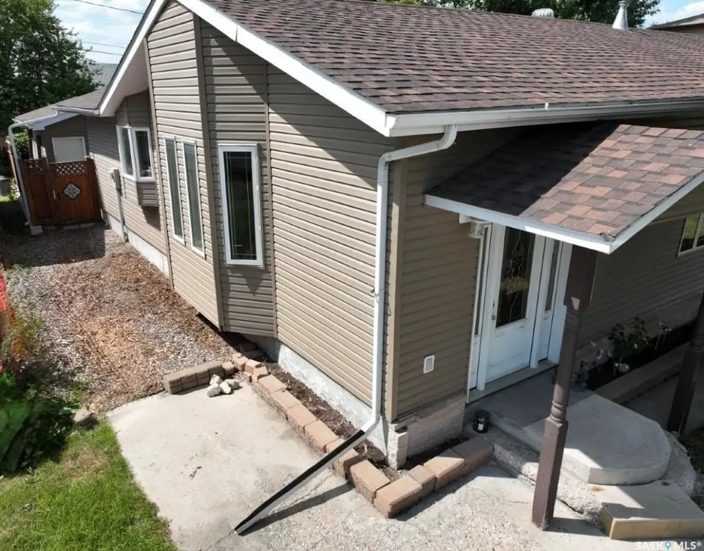 513 Hudson Street Hudson Bay SK S0E 0Y0