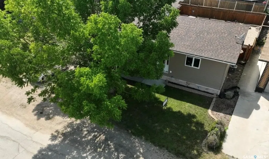 513 Hudson Street Hudson Bay SK S0E 0Y0