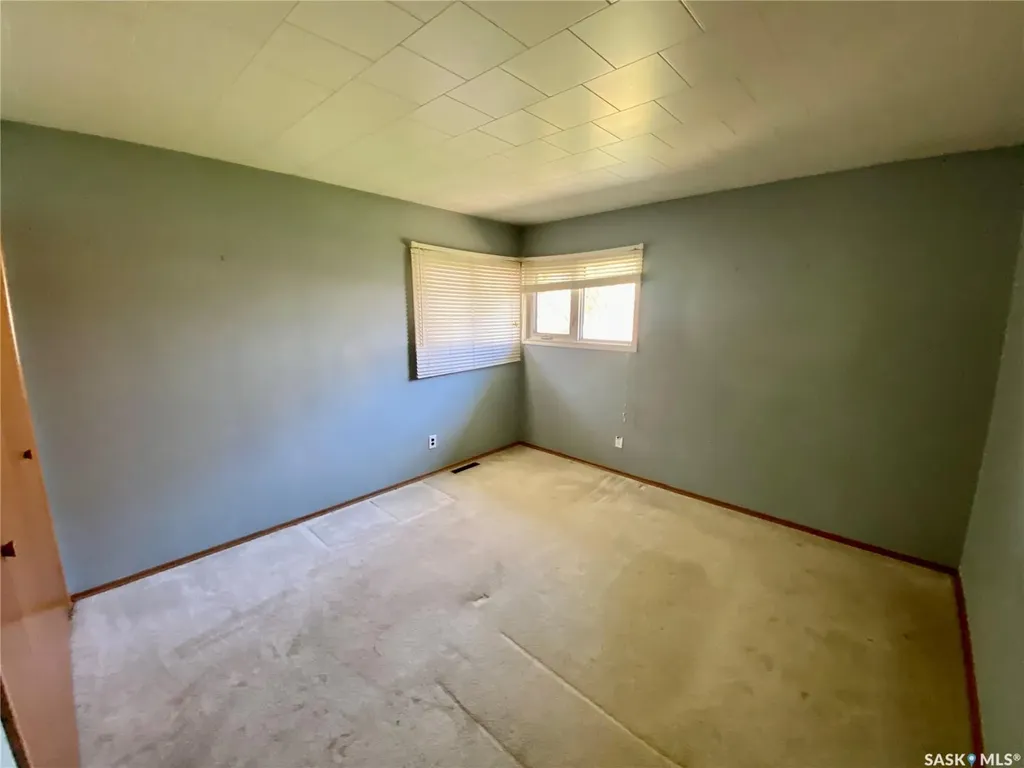 320 2 Street E Carnduff SK S0C 0S0