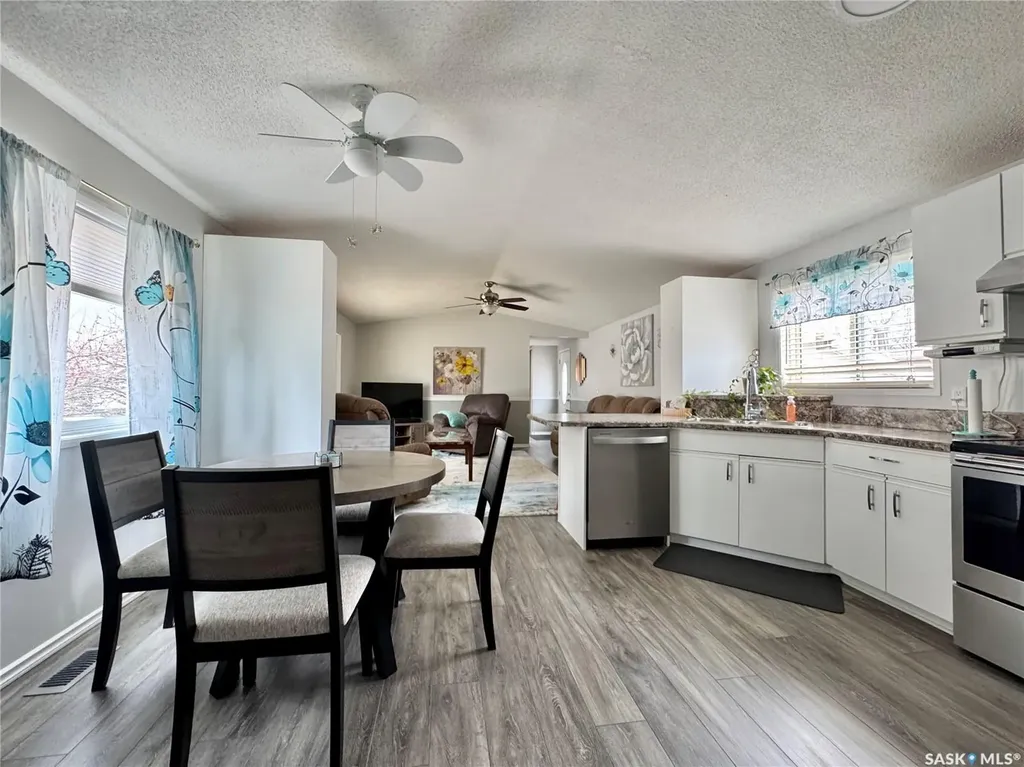 317 Riedel Avenue E Langenburg SK S0A 2A0