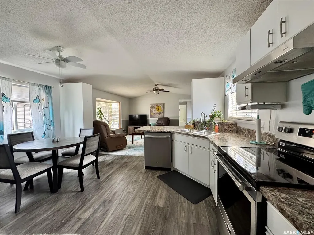 317 Riedel Avenue E Langenburg SK S0A 2A0