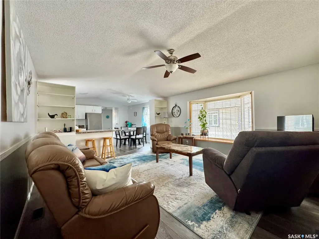 317 Riedel Avenue E Langenburg SK S0A 2A0