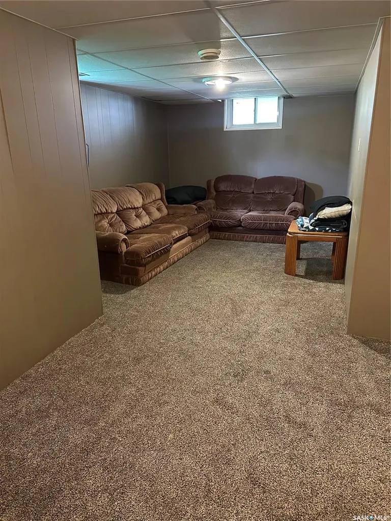 4567 Price Avenue Gull Lake SK S0N 1A0