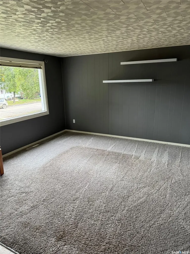 4567 Price Avenue Gull Lake SK S0N 1A0