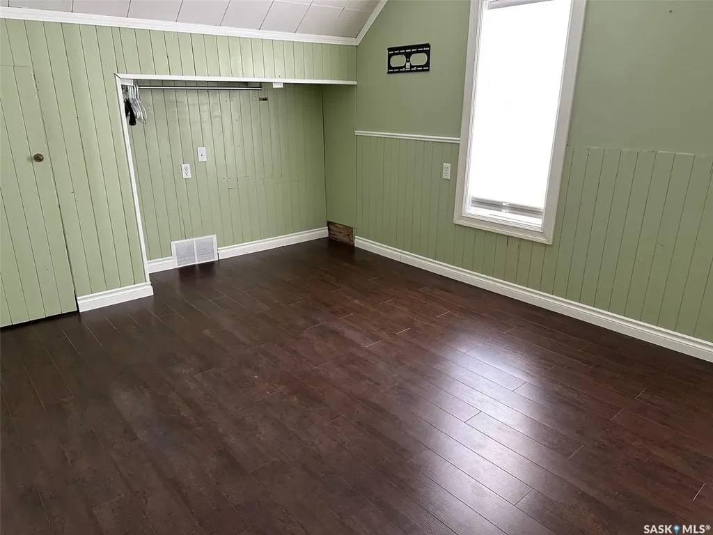 1217 2nd Street Estevan SK S4A 0M1