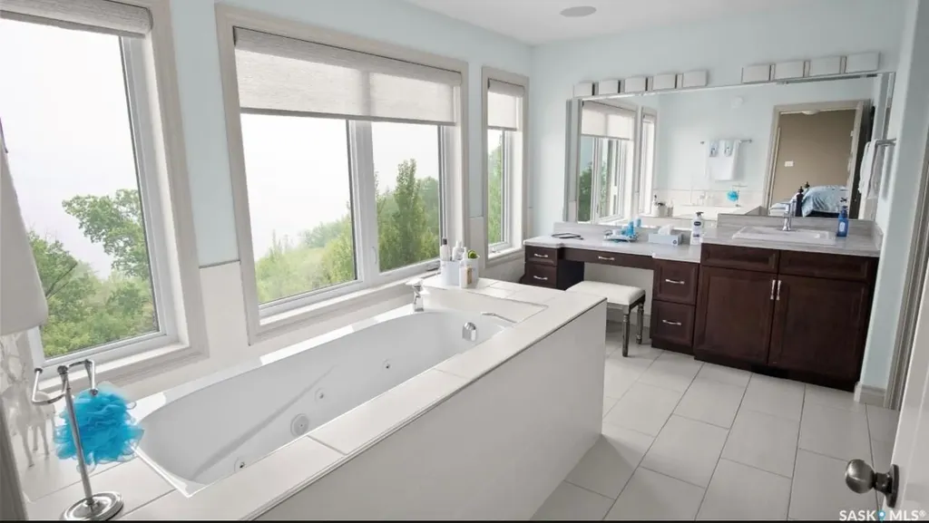 40-41-42 Kepula Lane Calder Rm No. 241 SK S0G 3N0