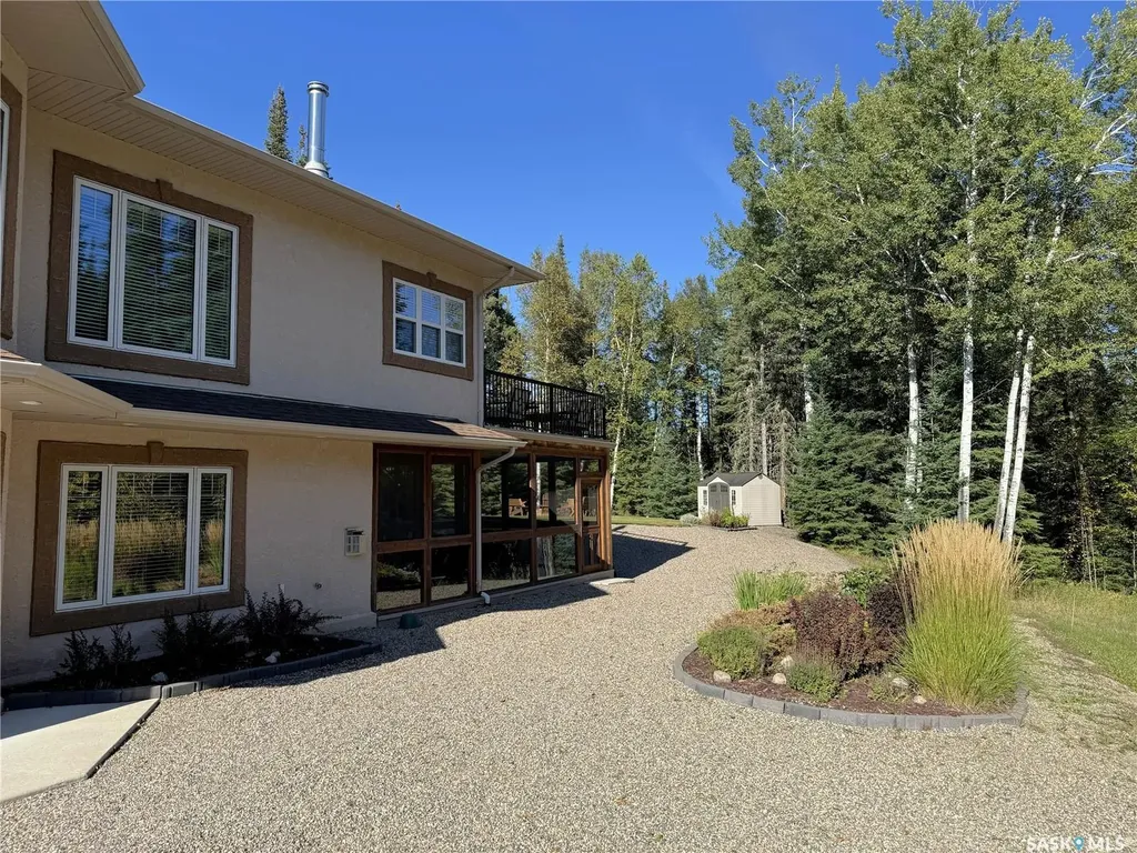 82 Estates Drive Elk Ridge SK S0J 0N0