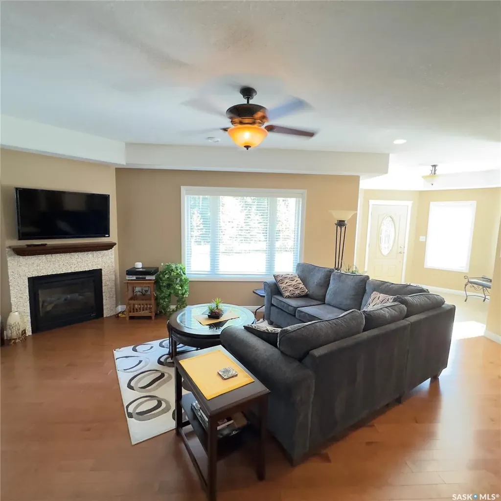 82 Estates Drive Elk Ridge SK S0J 0N0