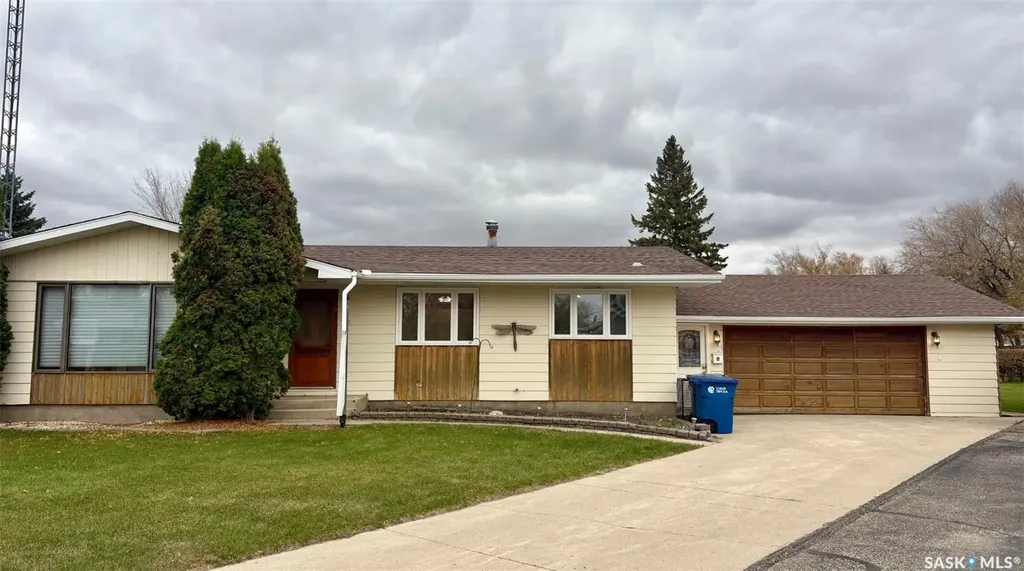 506 Grant Bay Esterhazy SK S0A 0X0