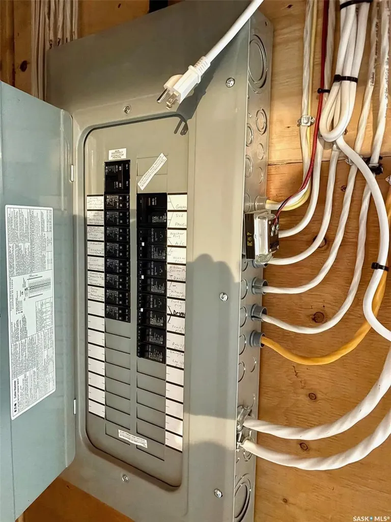 506 Grant Bay Esterhazy SK S0A 0X0