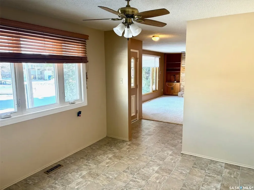 506 Grant Bay Esterhazy SK S0A 0X0