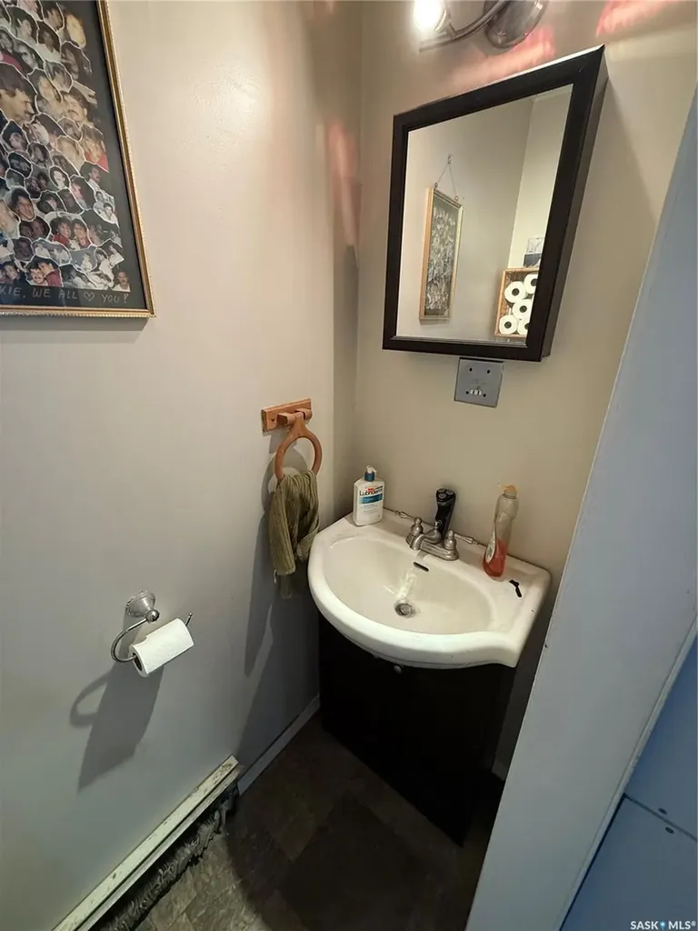 310 2nd Street W Carnduff SK S0C 0S0