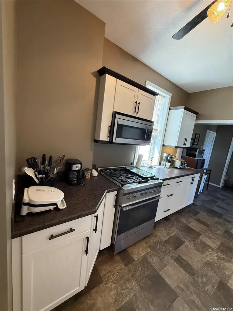 310 2nd Street W Carnduff SK S0C 0S0