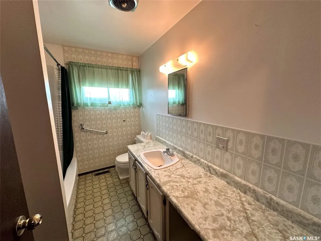 113 Prince Street Hudson Bay SK S0E 0Y0