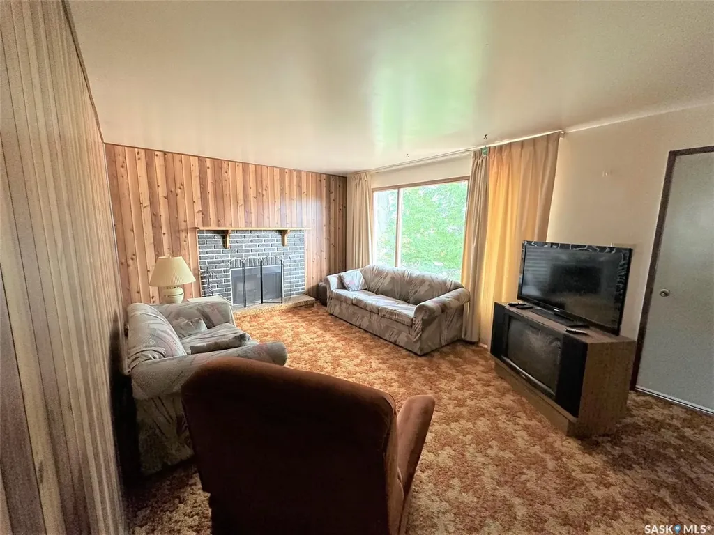 113 Prince Street Hudson Bay SK S0E 0Y0