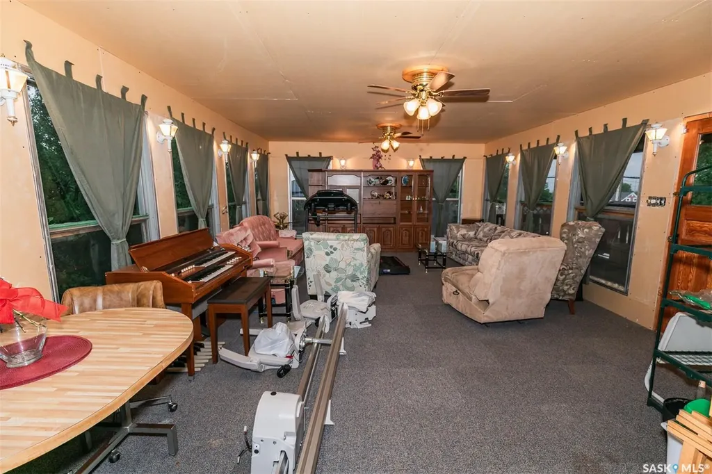 330 Alberta Avenue Kerrobert SK S0L 1R0