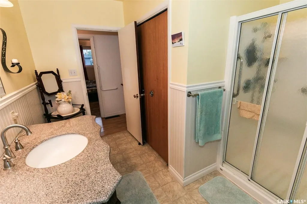 330 Alberta Avenue Kerrobert SK S0L 1R0