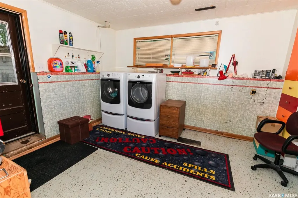 330 Alberta Avenue Kerrobert SK S0L 1R0