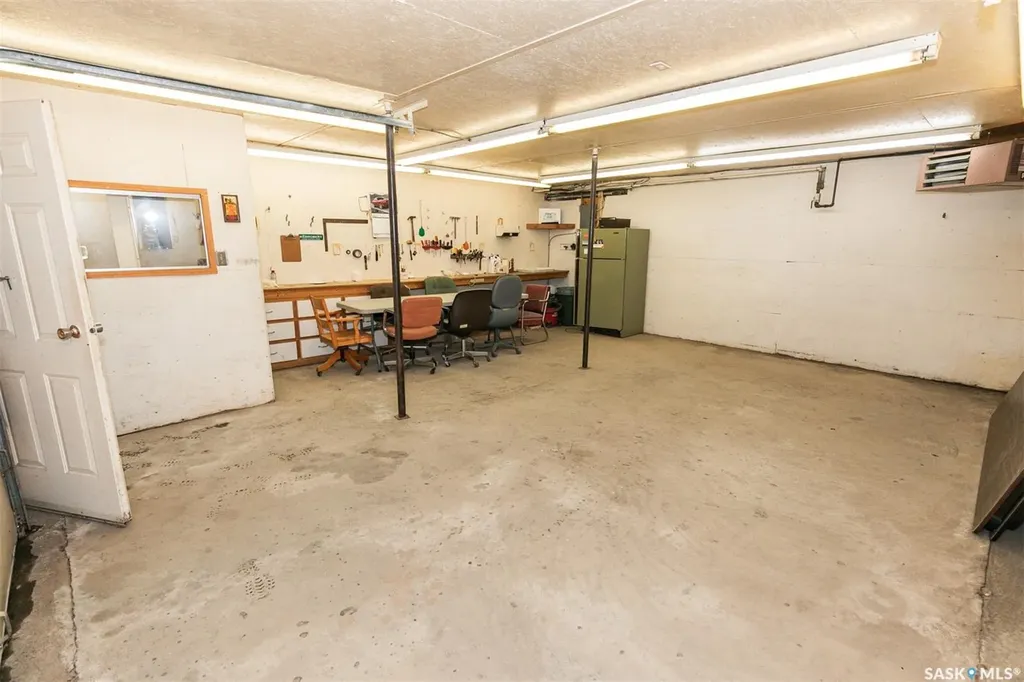 330 Alberta Avenue Kerrobert SK S0L 1R0