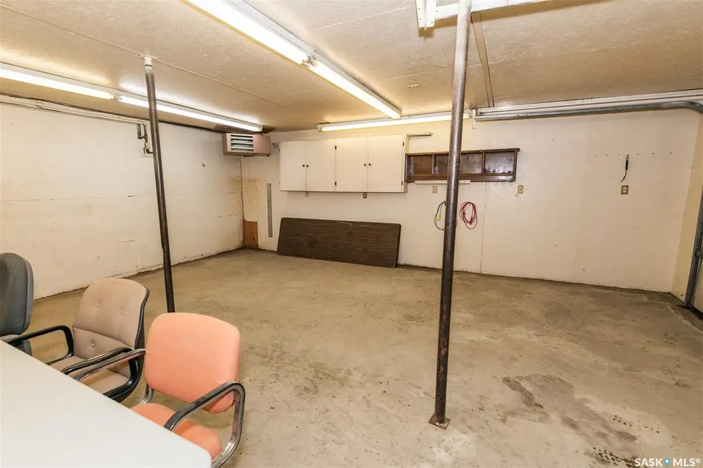 330 Alberta Avenue Kerrobert SK S0L 1R0