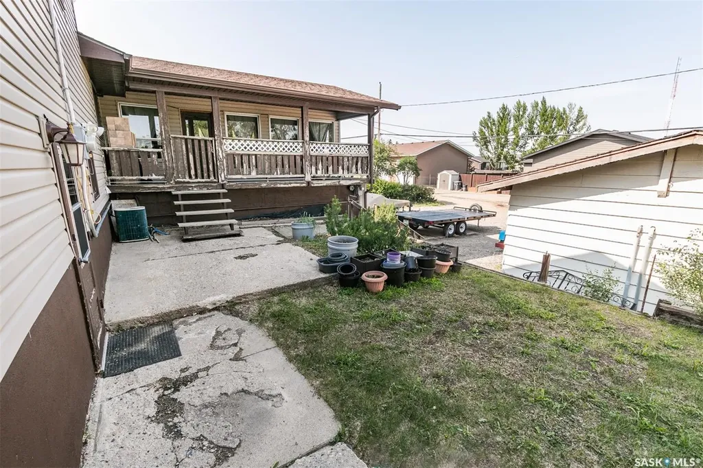 330 Alberta Avenue Kerrobert SK S0L 1R0
