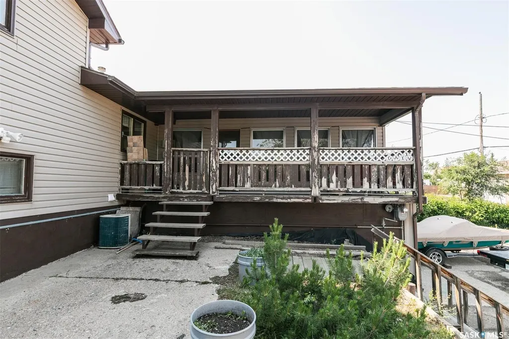 330 Alberta Avenue Kerrobert SK S0L 1R0