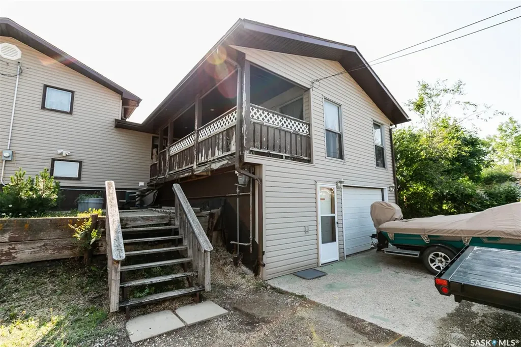 330 Alberta Avenue Kerrobert SK S0L 1R0