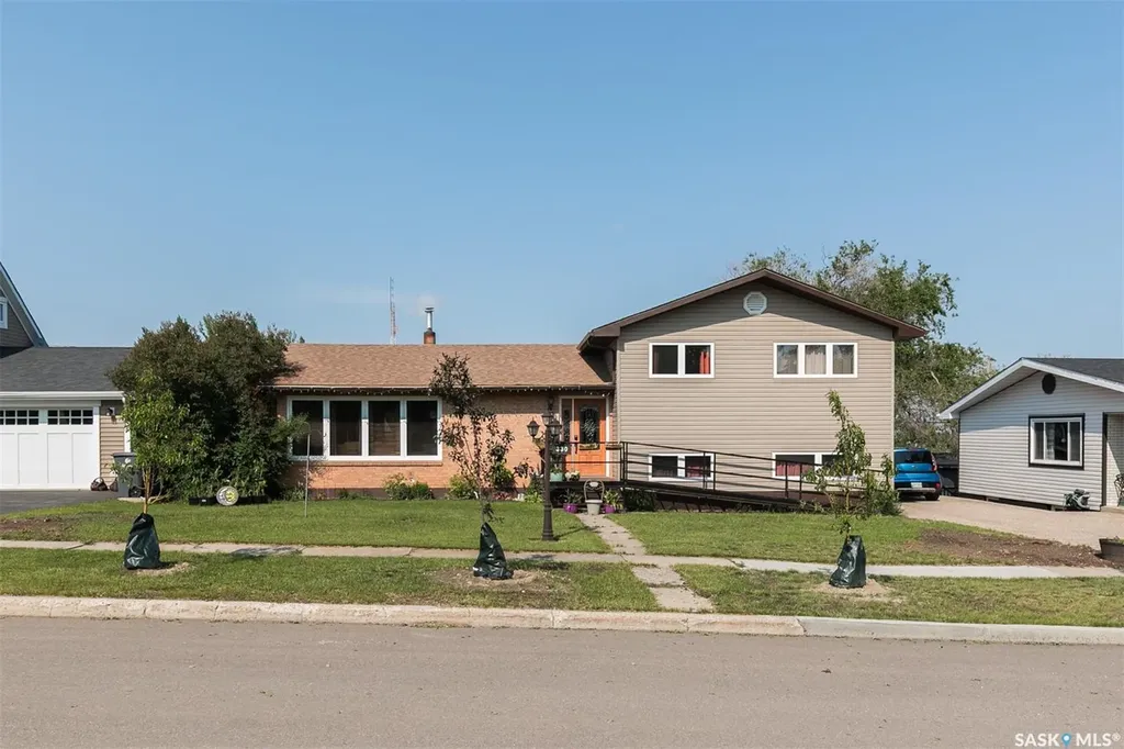 330 Alberta Avenue Kerrobert SK S0L 1R0