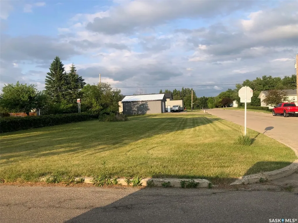 602 2nd Street NE Preeceville SK S0A 3B0