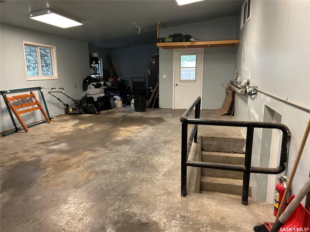 516 First Avenue E Lampman SK S0C 1N0