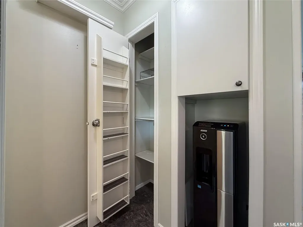 114-116 1st Street E Climax SK S0N 0N0