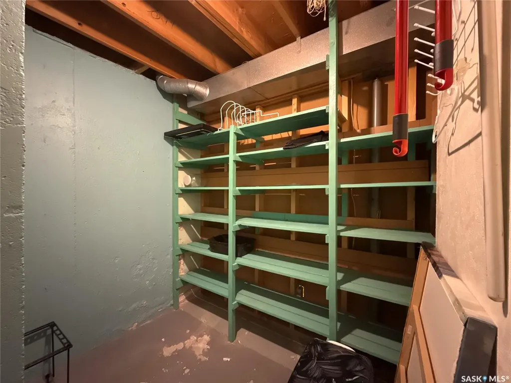 114-116 1st Street E Climax SK S0N 0N0