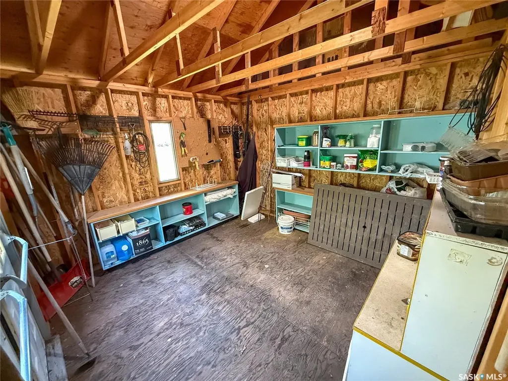 114-116 1st Street E Climax SK S0N 0N0