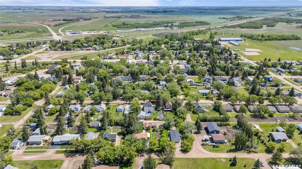 606 Albert Street Radisson SK S0K 3L0