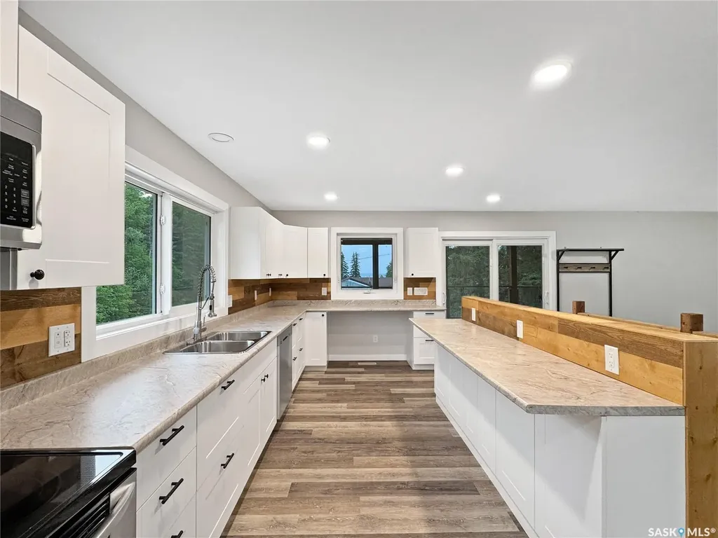 720 Railway Street Chitek Lake SK S0J 0L0