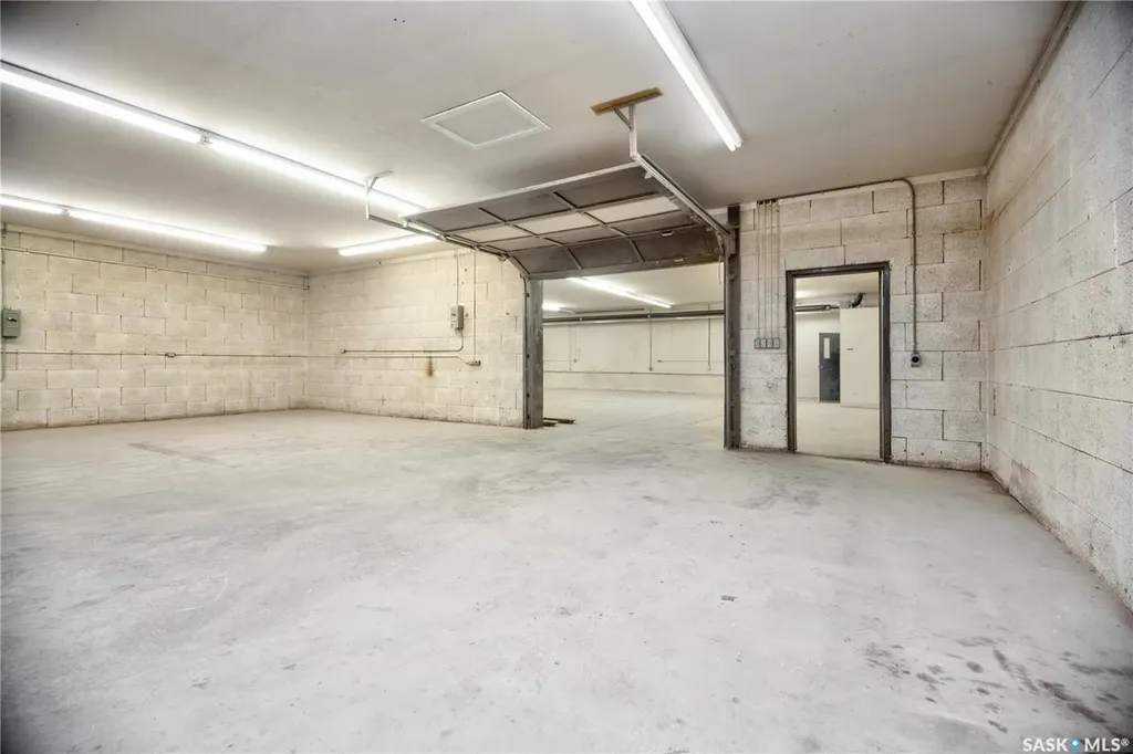 325 17th Street W Prince Albert SK S6V 3X6