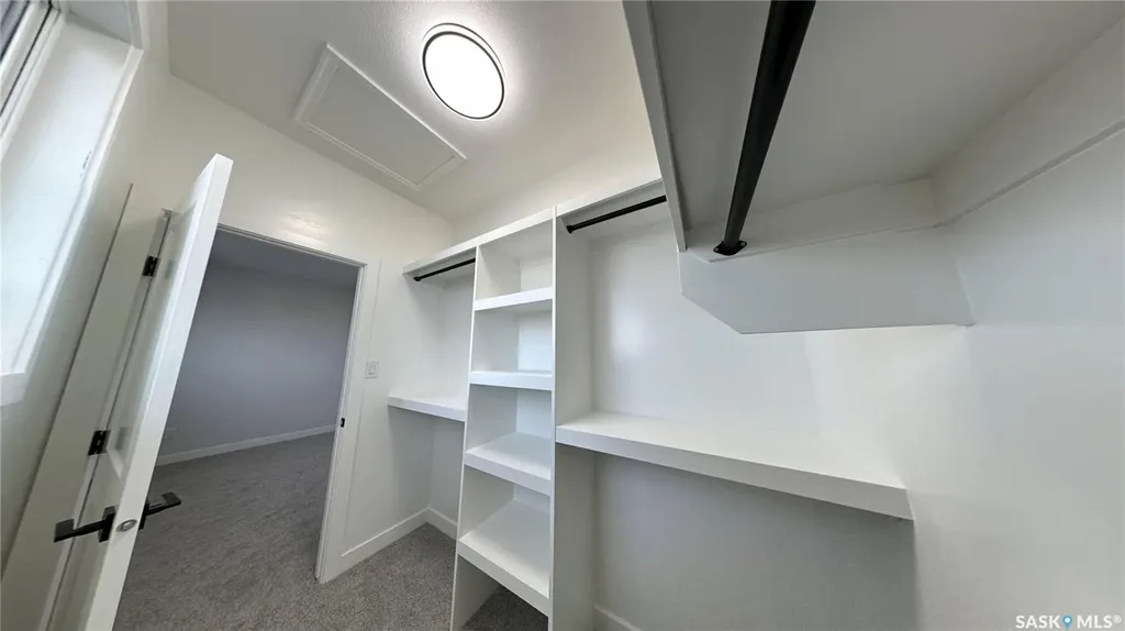 503 Kinloch Court Saskatoon SK S7M 5K1